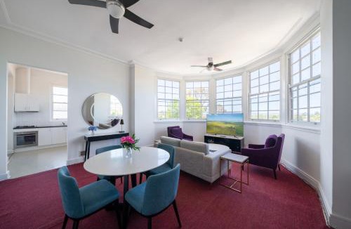 South Bathurst Hotel | The Hallows Accommodation