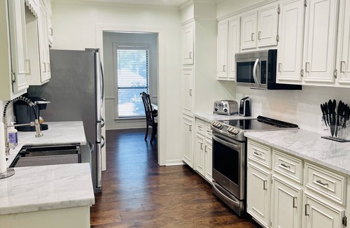 Tougaloo House | The HANLEY House Golfcourse Community