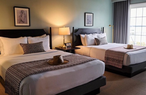 Greenport Hotel | The Harbor Front Inn