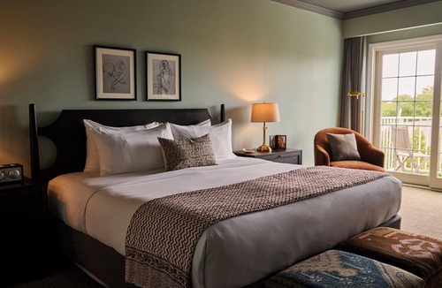 Greenport Hotel | The Harbor Front Inn