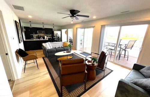 Huron Condo | The Harborview Getaway on the Water!