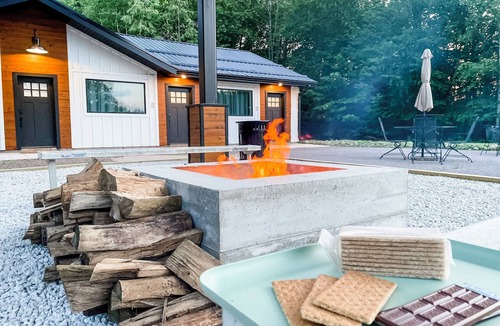 Tomahawk Apartment | The Harris Inn – Unit 2 | Tomahawk WI | On the Trails