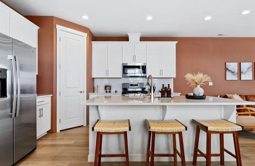 Star House | The Haven, Desert Inspired Retreat in Star | Zippy Wi-Fi, Sleeps 8