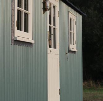 Sudbury House | The Hedgerow Hut