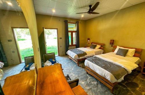 Minapin Hotel | The Hermes Hotel & Backpackers Hostel