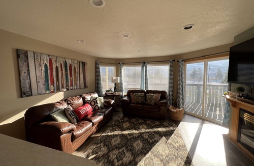 Kellogg Condo | The Hidden Gem Hideaway