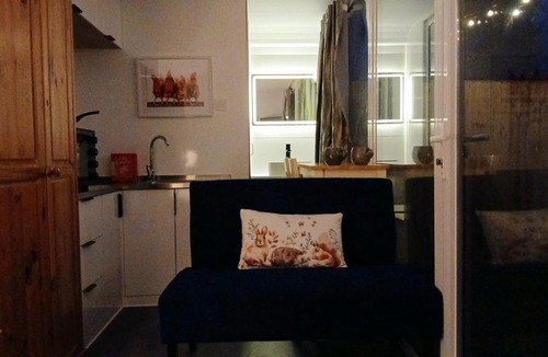 Middlewich Apartment | The Hideaway at Hopley House