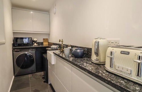 Lyme Regis Cottage | The Hideaway