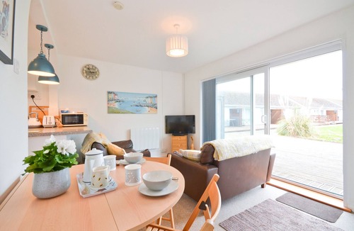 Nettlestone Ski Chalet | The Hideaway