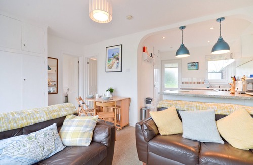 Nettlestone Ski Chalet | The Hideaway