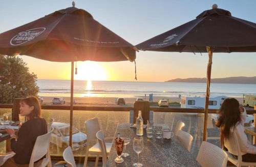 Raumati Beach Apartment | The Hideaway