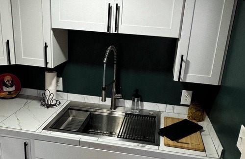 Murfreesboro Apartment | The Hideaway, Private King Suite Near MTSU