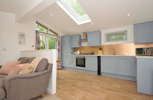 Looe Cottage | THE HIDEOUT, pet friendly, luxury holiday cottage in Lanreath