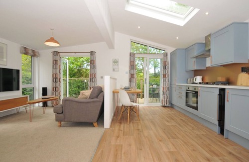 Looe Cottage | THE HIDEOUT, pet friendly, luxury holiday cottage in Lanreath