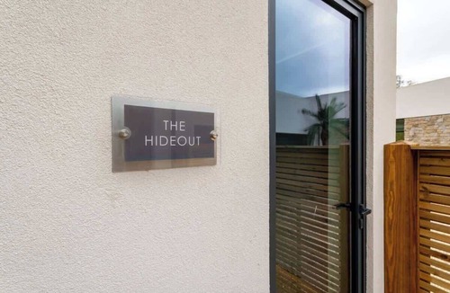 Exmouth Apartment | The Hideout Serenity by design