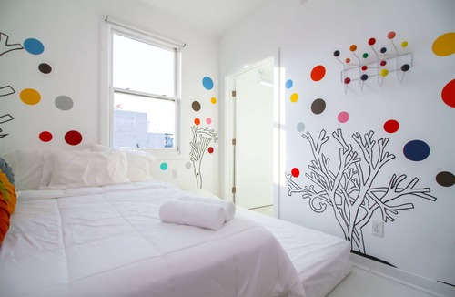 Queens Condo | The High Tide Studio #2 Studio Bedroom Hotel Room by Redawning