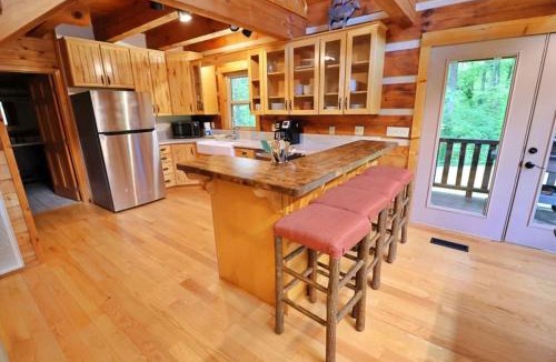 Cherokee House | The Highland