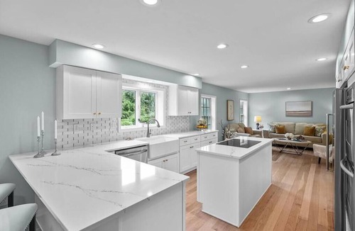Watch Hill House | The Hill 4 bed 2.5 bath renovated