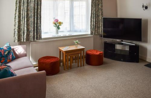 Sheringham House | The Hilton