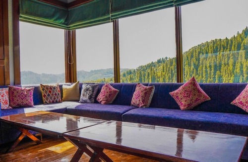 Tehri Range Hotel | The Himalayan Deodar