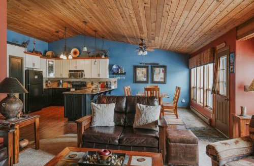 Big Sky House | The Hip Rose