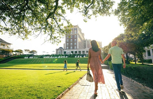 Northeast Virginia Beach Hotel | The Historic Cavalier Hotel and Beach Club, Autograph Collection