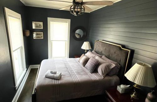 Sheboygan Falls Apartment | The Historic Downtown Suite