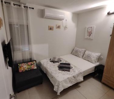 Eilat Apartment | The-Home-Away-From-Home