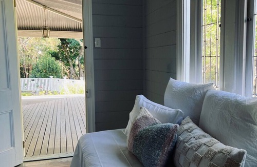 Ewingsdale House | The Homestead at Byron