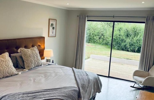 Elandskop House | The Homestead at Qambathi Mountain Reserve - pets welcome - Wood fired hot tub