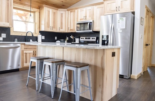 Berkeley Springs Cabin | The Honey Bear House: Retreat in the Woods
