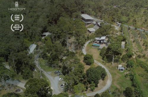Pertang Other | The Hooton Retreat