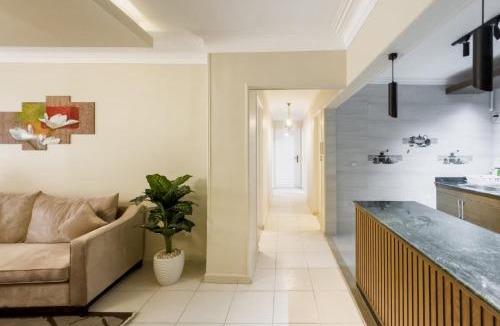 Heliopolis Apartment | The Hospitable 2BDR Apt 5 min from CAI Airport