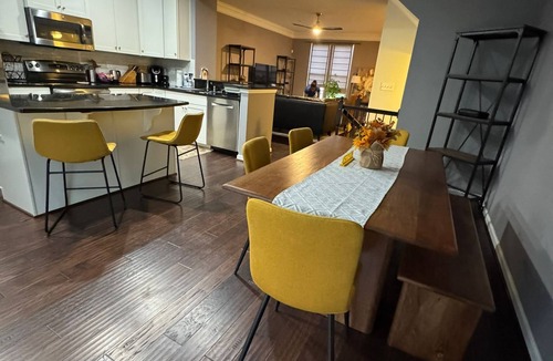 Greektown House | The Hudson: Luxury, Comfort, & Prime Location!