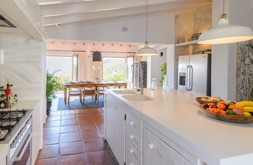 Canillas de Aceituno Villa | The Hunting Lodge Alcaucín by Ruralidays