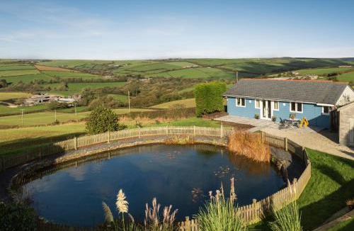 St. Wenn House | The Hut