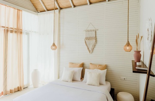 Pecatu Hotel | The Hut Hut