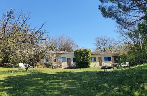 Rustrel House | The Iguana gites at the foot of Colorado Provençal