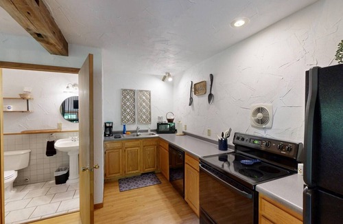 Norwalk Cabin | The Incline