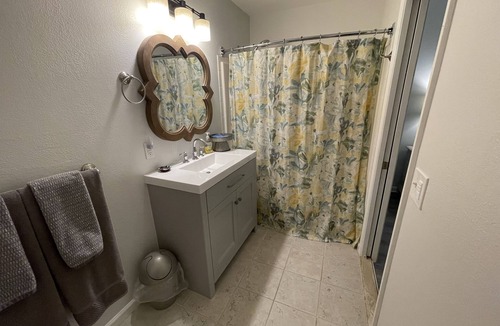 Frankford Bed & Breakfast | The Inn at Dirickson Creek - Room Three