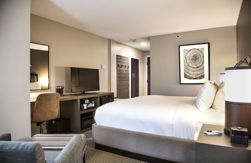 Edwards Hotel | The Inn at Riverwalk