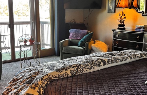 Bigfork Cabin | The Inn on Bigfork Bay