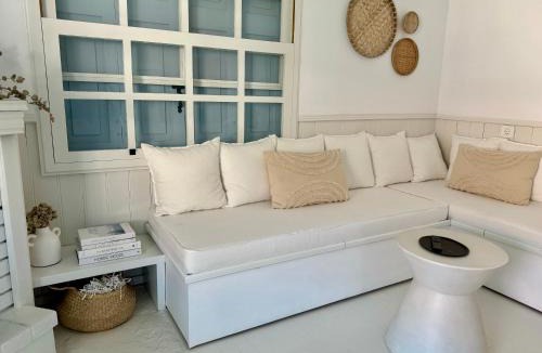 Volos Villa | The INORA