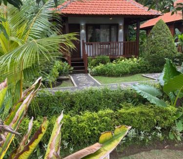 Mushroom Bay Resort | The Jingga Villas