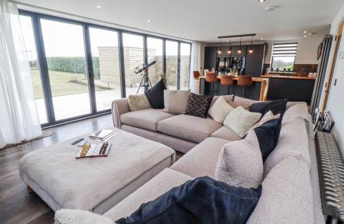 Warkworth House | The Joiners Cottage