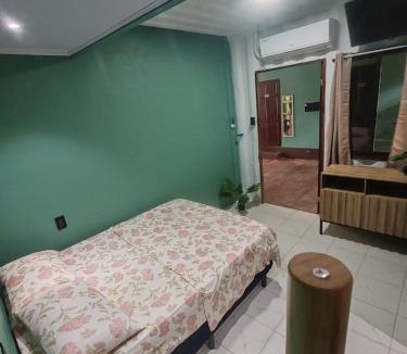 Quepos Bed & Breakfast | The Jungle Container