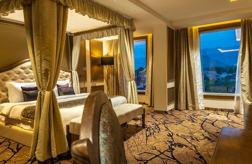 Srinagar Hotel | The Kabo