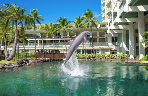 Waialae Iki Resort | The Kahala Hotel & Resort
