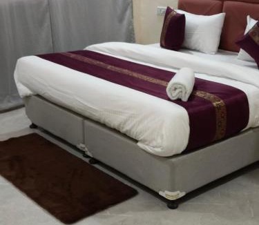 Varanasi Hotel | The Kashi