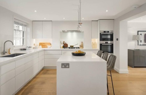Queen's Gate Apartment | The Kensington Estate (CP293)